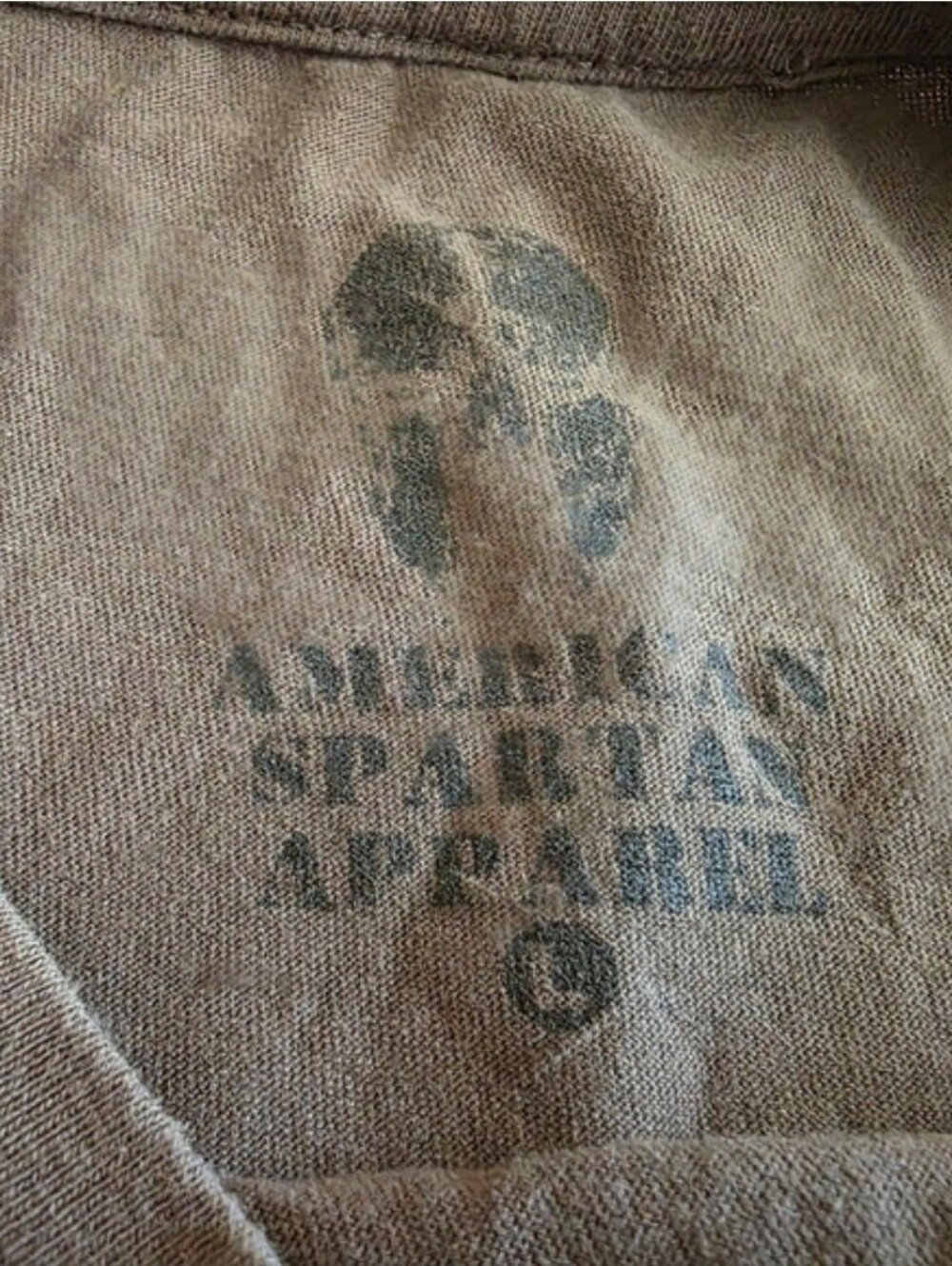 American Spartan Apparel Distressed Army Style Graphic Tee - Large - Picture 2 of 8